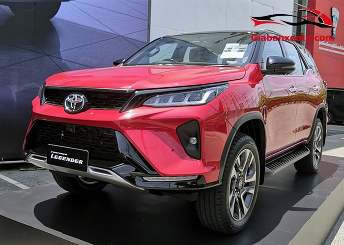 gia-xe-Toyota Fortuner (11)